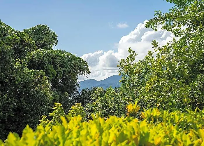 La & 3* Anse Royale